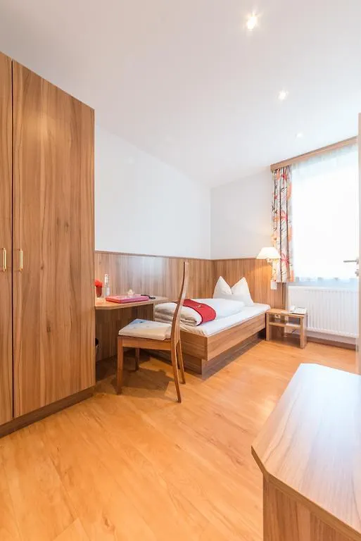 Hotel Drei Loewen Dachau 3*,